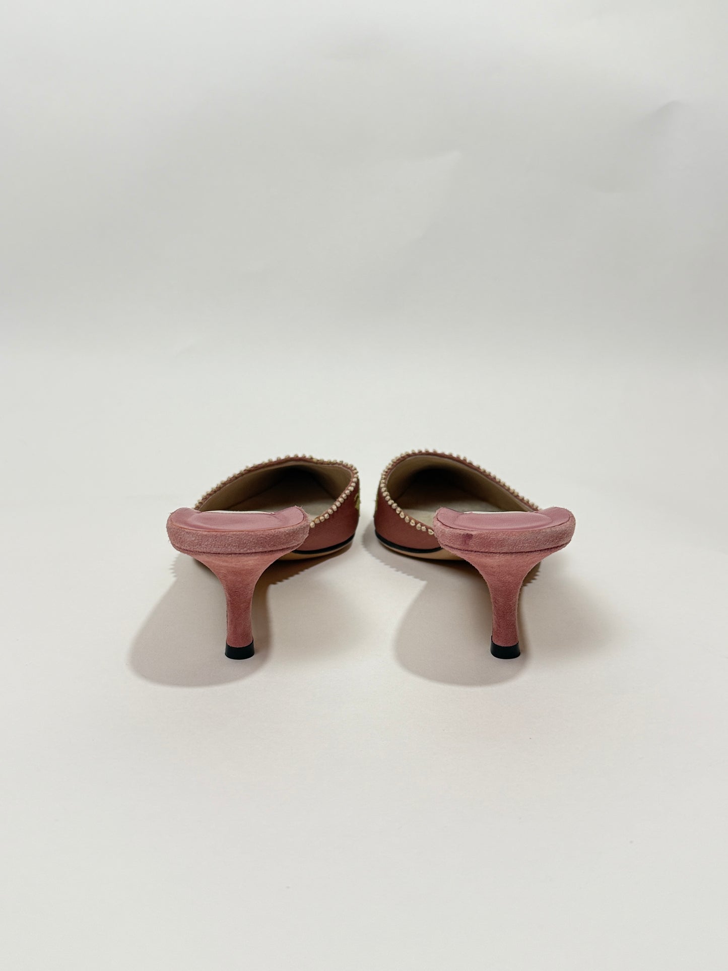 Vintage Embroidered Floral Heel